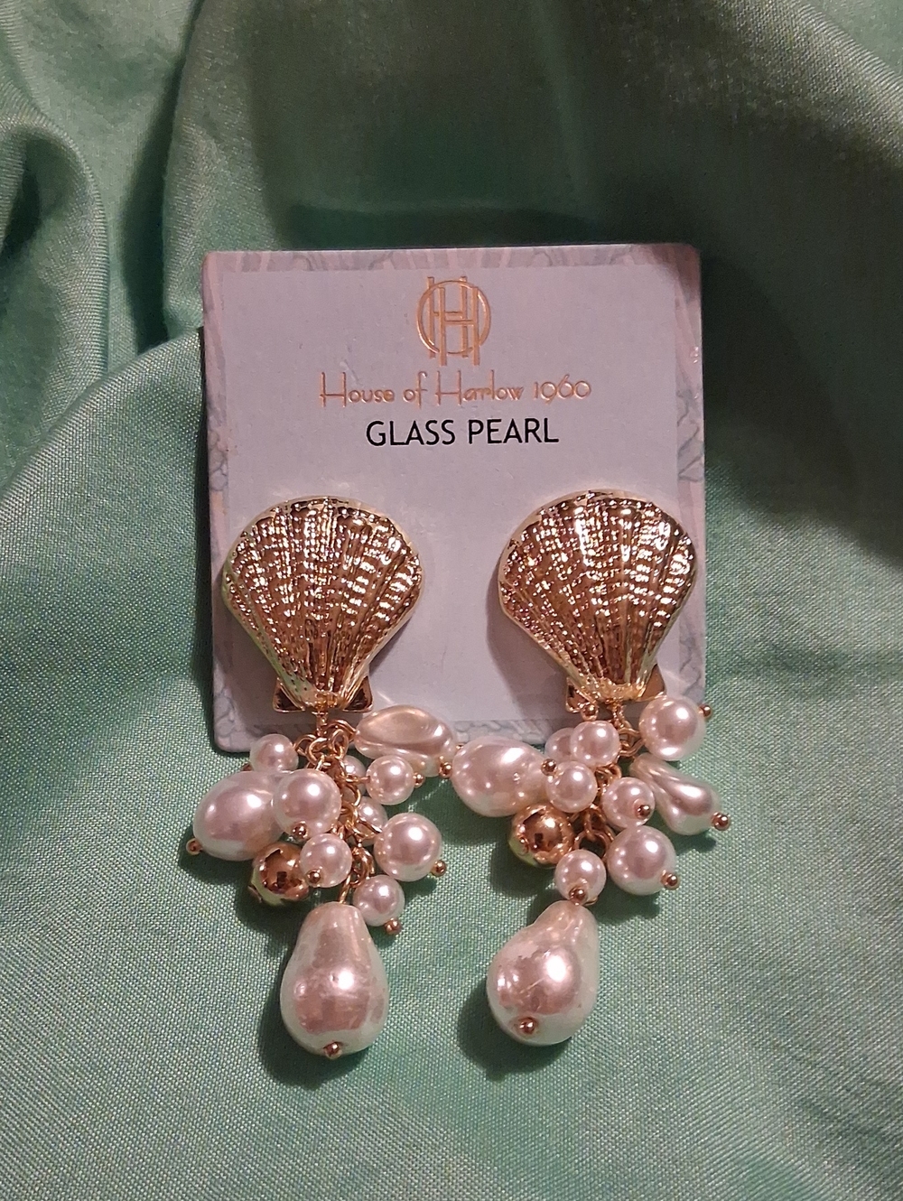 NEW! House of Harlow 1960 Gold Shell Cluster Pearl Drop Earrings NWOT